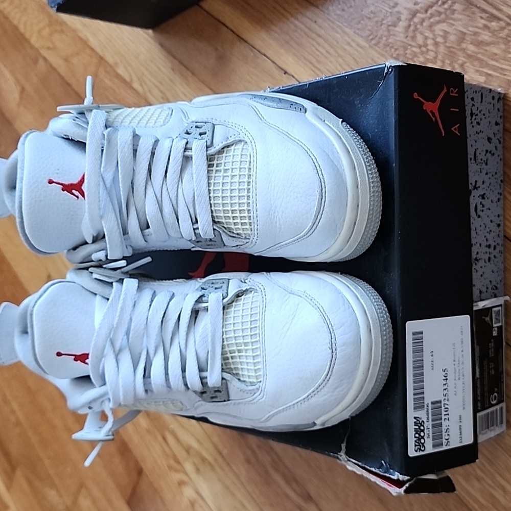 Jordan Air 4 Retro GS White, Red and Grey